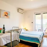 Apartment Irena With Bikes Included